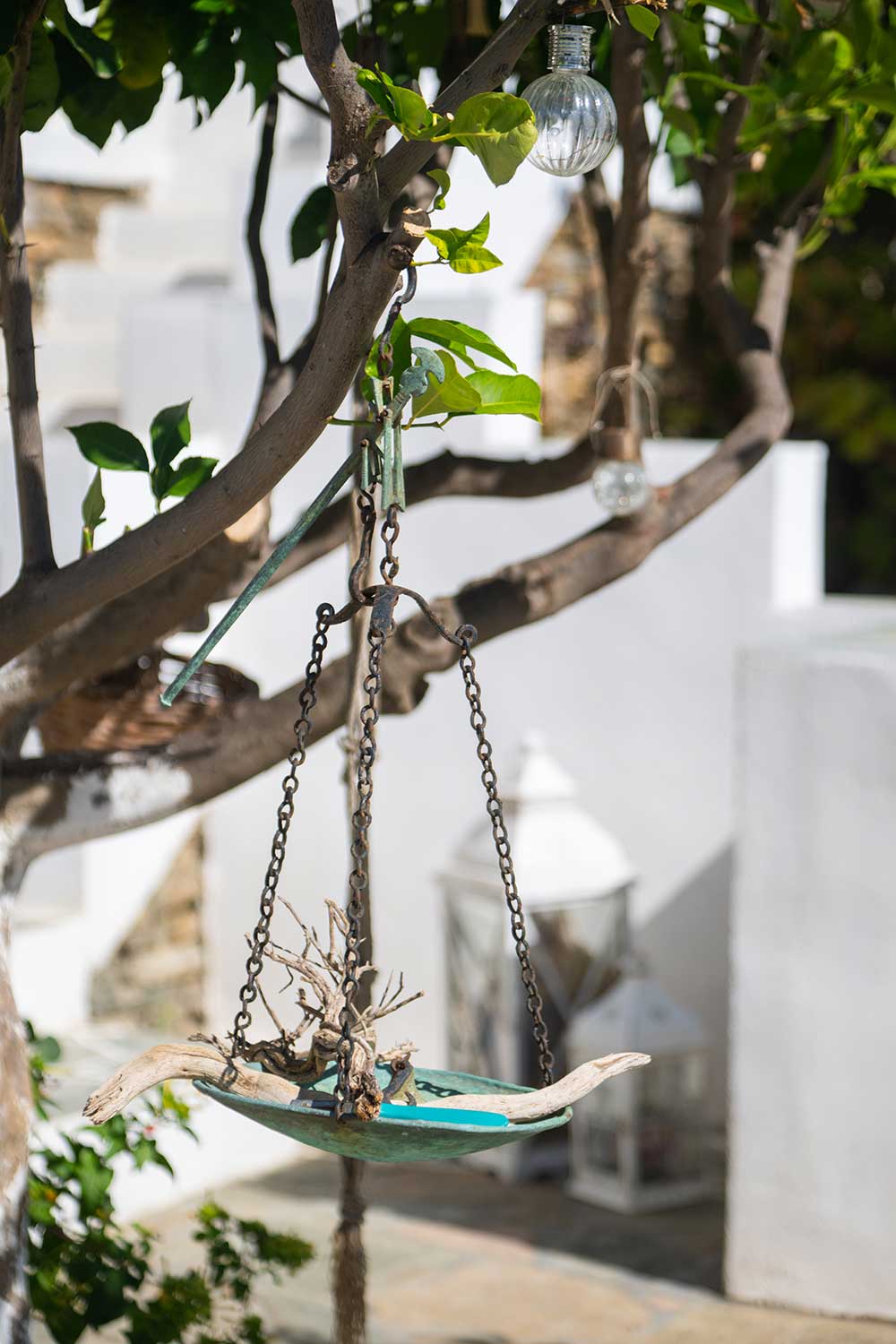 Λεπτομέρειες στους εξωτερικούς χώρους των καταλυμάτων